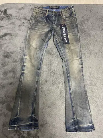 VALABASAS MR.STACKED 30