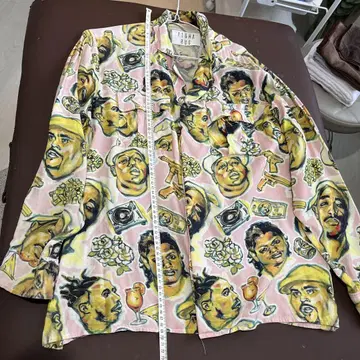 ALOHA RUG 노토리어스 B.I.G. 긴팔 셔츠