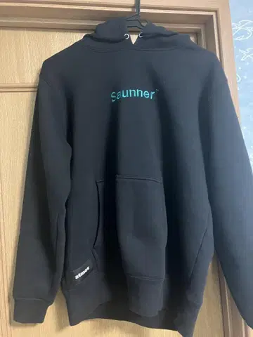 atmos TTNE 후드티 블랙 사우나