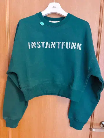 INSTANTFUNK 크롭 맨투맨 새상품