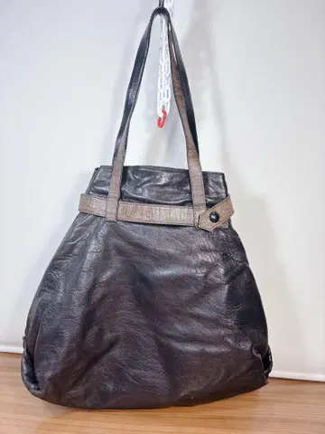 가죽 숄더백 modestyle YUKISHIGE YAMADA