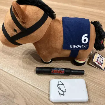 리버티 아일랜드 봉제 인형 말