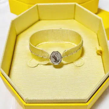 SWAROVSKI 스완 팔찌