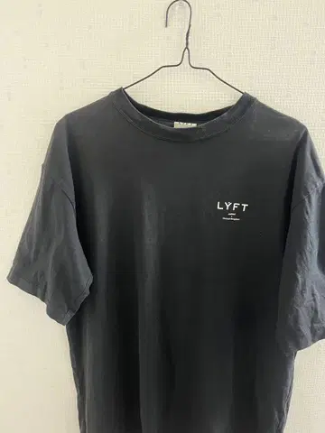 LYFT 블랙 T셔츠 S 사이즈