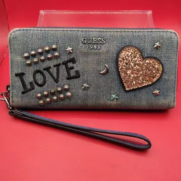 GUESS 데님 장지갑 LOVE 하트
