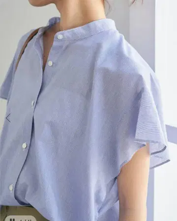 스픽 앤 스팬 플레어 슬리브 에어리 블라우스