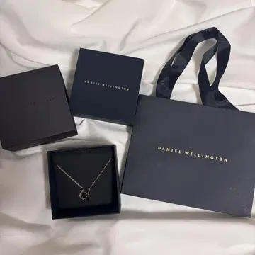 DANIEL WELLINGTON 목걸이 로즈 골드