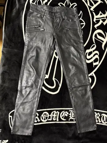 가죽 팬츠 가죽 팬츠 CIVARIZE Yoshiki 씨 착용 모델