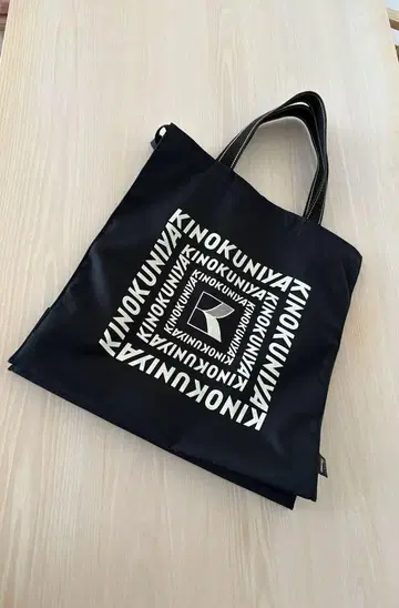 기노쿠니야 KINOKUNIYA 한정품 토트백