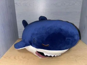 카무카무즈 상어 봉제 인형