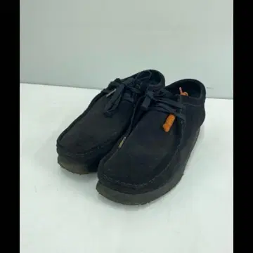 Clarks 왈라비