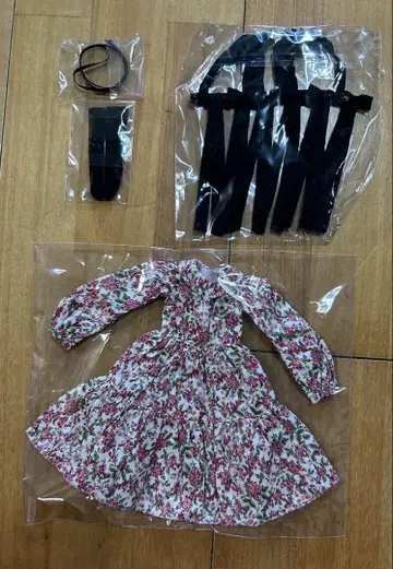 momoko of 제니 유노라 새상품 CCS 25SS 드레스