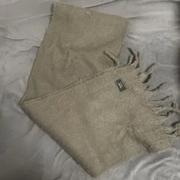 프린지 머플러 올리브 그린 라이트 그레이
