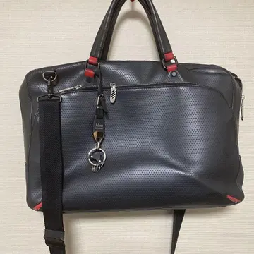 Neu interesse 펀칭 비즈니스 백