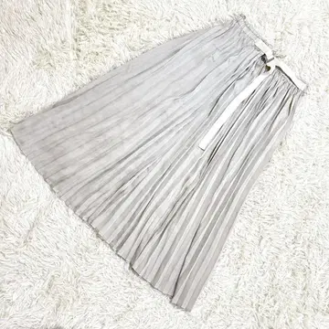 잇츠 인터내셔널 라이트 그레이 롱 플리츠 스커트 M 허리밴딩 벨트