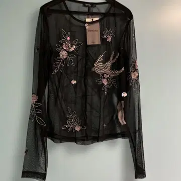 Bershka 블랙 자수 긴팔 상의 미사용 새상품