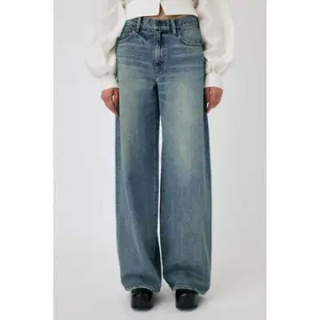 MOUSSY 와이드 배기 스트레이트 23인치
