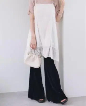 Kastane 튤 벨로아 팬츠 블랙