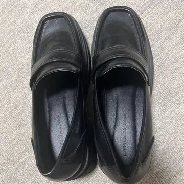 통굽 블랙 로퍼