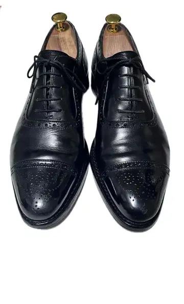 잘란 스리와야 드레스 신발 캡토