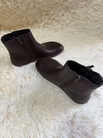 페우카미 하이컷 여성용 신발 23cm