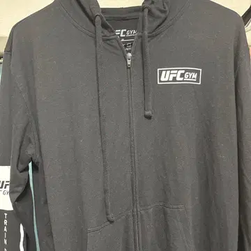 UFC 후드티