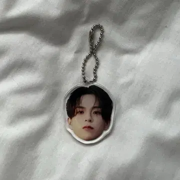 TREASURE 아사히 얼굴 아크릴 키링
