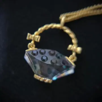 SWAROVSKI 스와로스키 백 모티브 목걸이 0921008