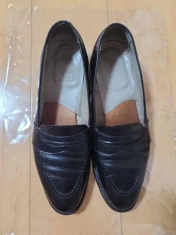 Alden 681 블랙 로퍼