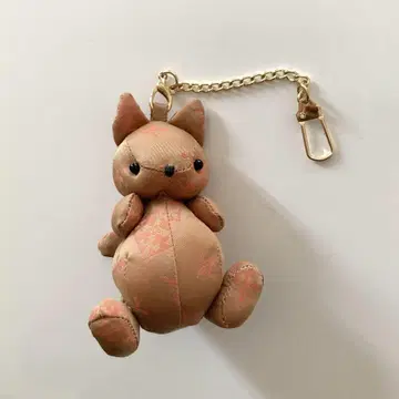 러셋(russet) 귀여운 고양이 참