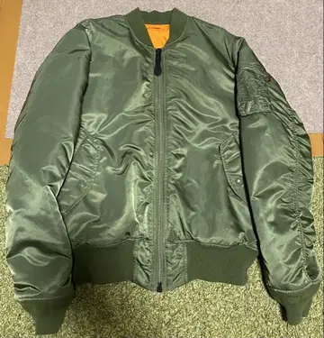 MA-1 플라이트 자켓