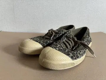 BENSIMON 벤시몬 레오파드 무늬 캔버스 스니커즈 39
