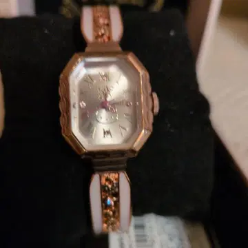 Hello Kitty 아날로그 손목시계 로즈 골드