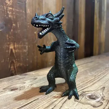2005 Dragon PVC Toy (2) / 드래곤 몬스터
