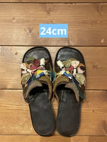 츠모리치사토 24cm 샌들 중고