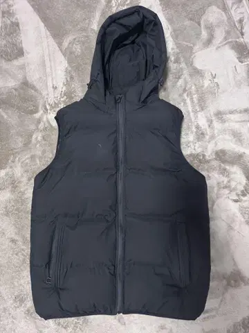후드 부착 블랙 다운 베스트