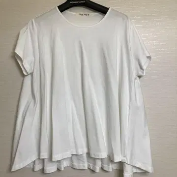 Vingt Neuf 29 화이트 반팔 T셔츠