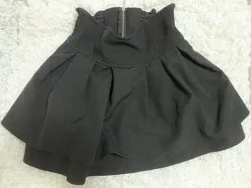 미셸 마카롱 슬림 레그 스커트 블랙 S