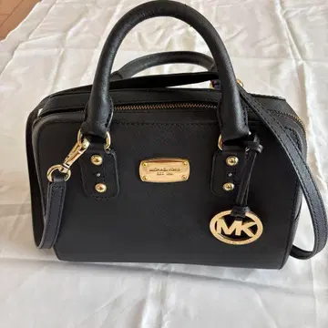 Michael Kors 블랙 핸드백