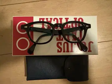 JULIUS TART OPTICAL 블랙 안경 케이스 포함