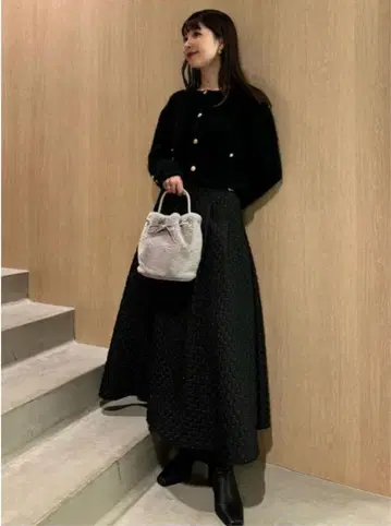 FRAY I.D 마틀라세 라메 자카드 턱 플레어 스커트