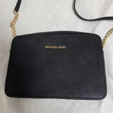 MICHAEL KORS 블랙 숄더백