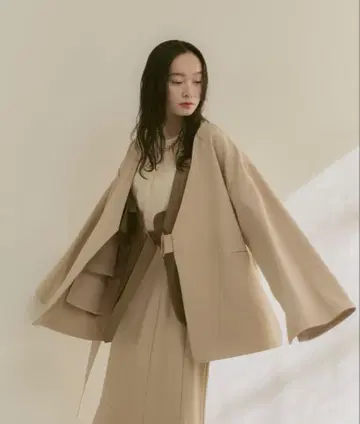 미사용 새상품 moi tytto 소매 버튼 벨트 자켓 내추럴