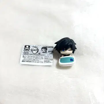 귀멸의 칼날 오넴탄 토미오카 기유 피규어 가챠가챠