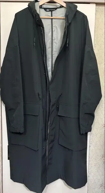 거의 새상품 ZARA 남성용 워터 레페렌트 테크니컬 코트