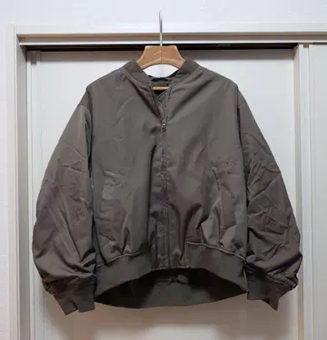 UNIQLO C 봄버 자켓 올리브 XXL
