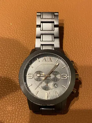 Armani Exchange 크로노그래프 시계 그레이