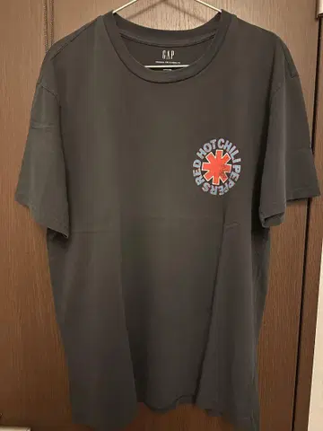 GAP RED HOT CHILIPEPPERS 티셔츠