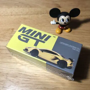 MINIGT No.563 람보르기니 아벤타도르 SVJ