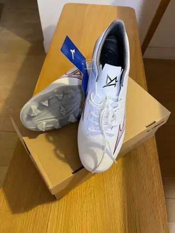 미즈노 축구화 (미즈노 알파 SELECT) 27.5cm 화이트